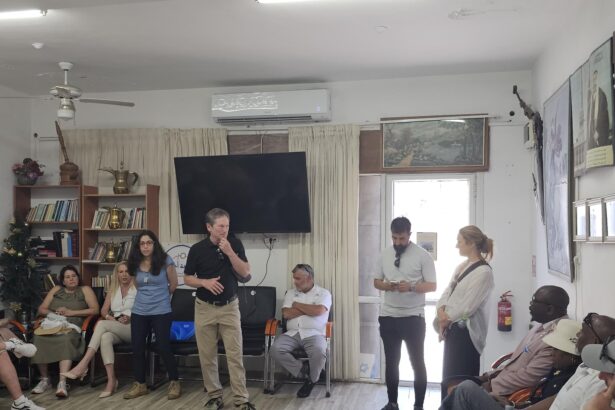 משלחת מחוקקים מארה"ב בראשות המיליארדר אדם ברן ביקרה בעספיא